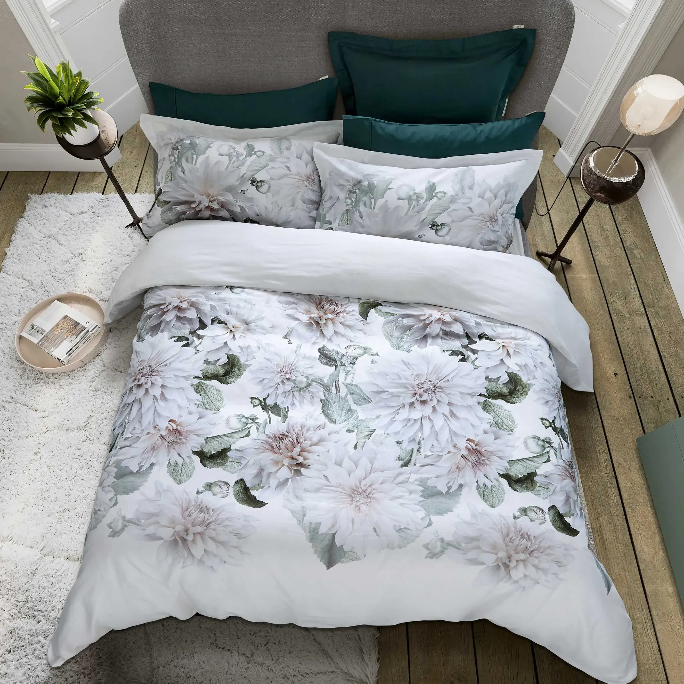Ted Baker Clove Floral Double Duvet Cover Set - White alternate view