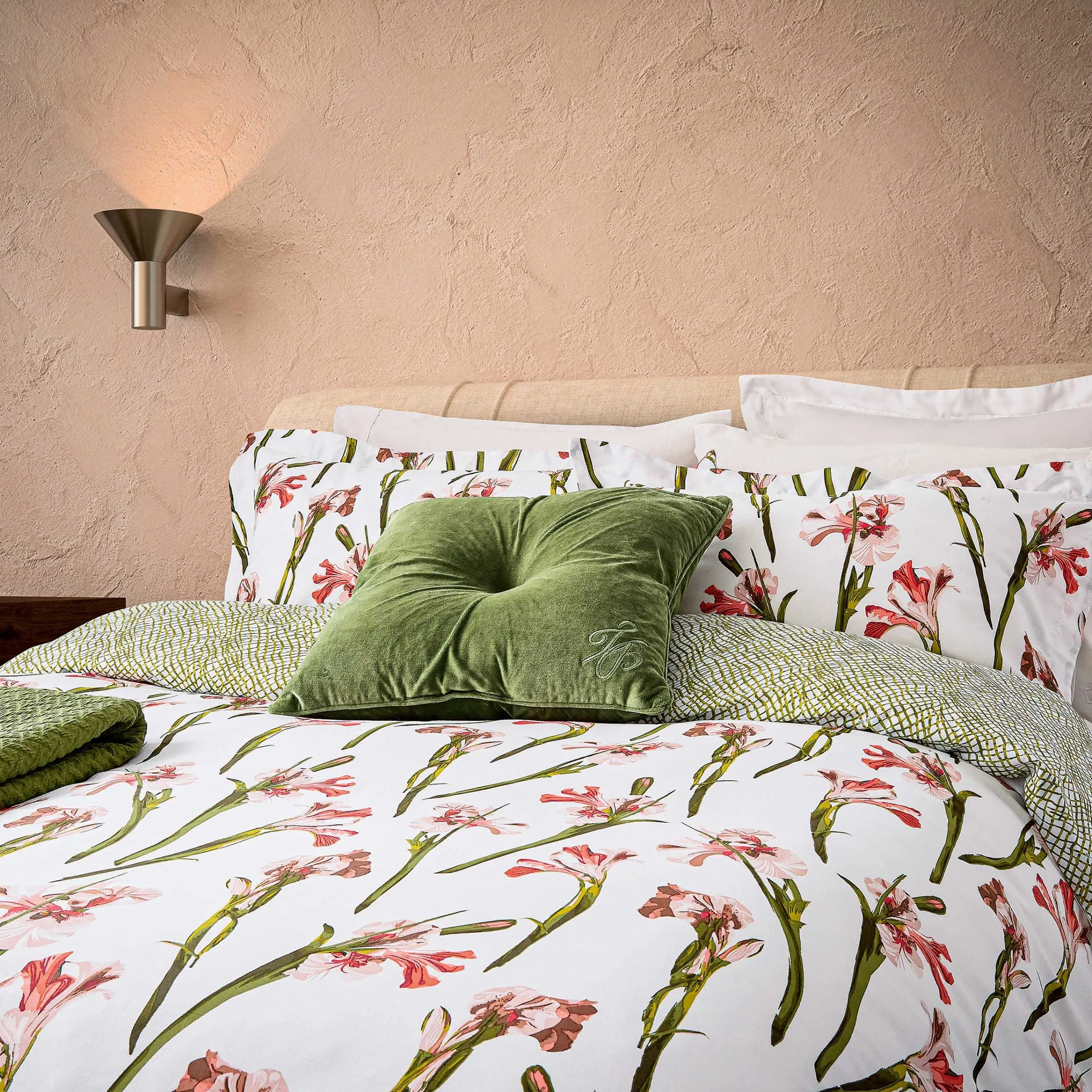 Wild Iris Double Duvet Cover Set - Multi, Cotton Sateen product
