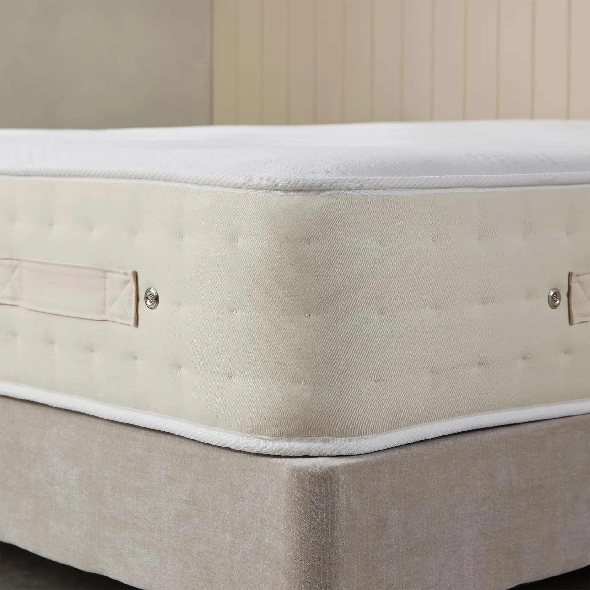 Posture Wool Natural Comfort & Pocket Sprung Silk Mattress product