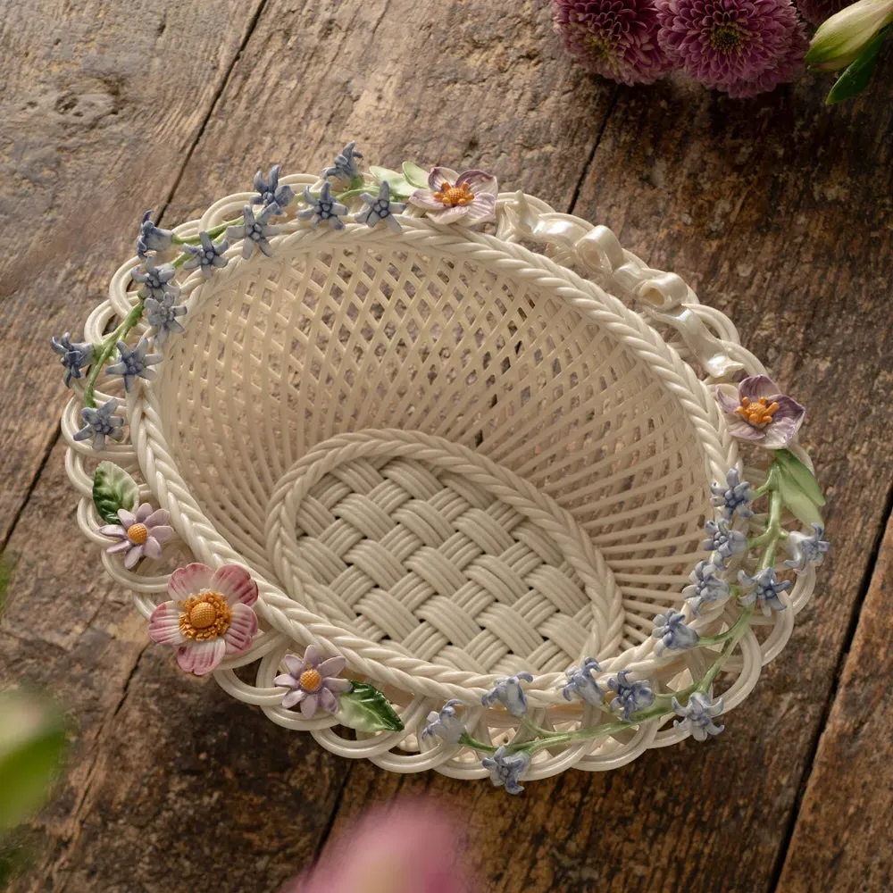 Woodland Ribbon Basket - White