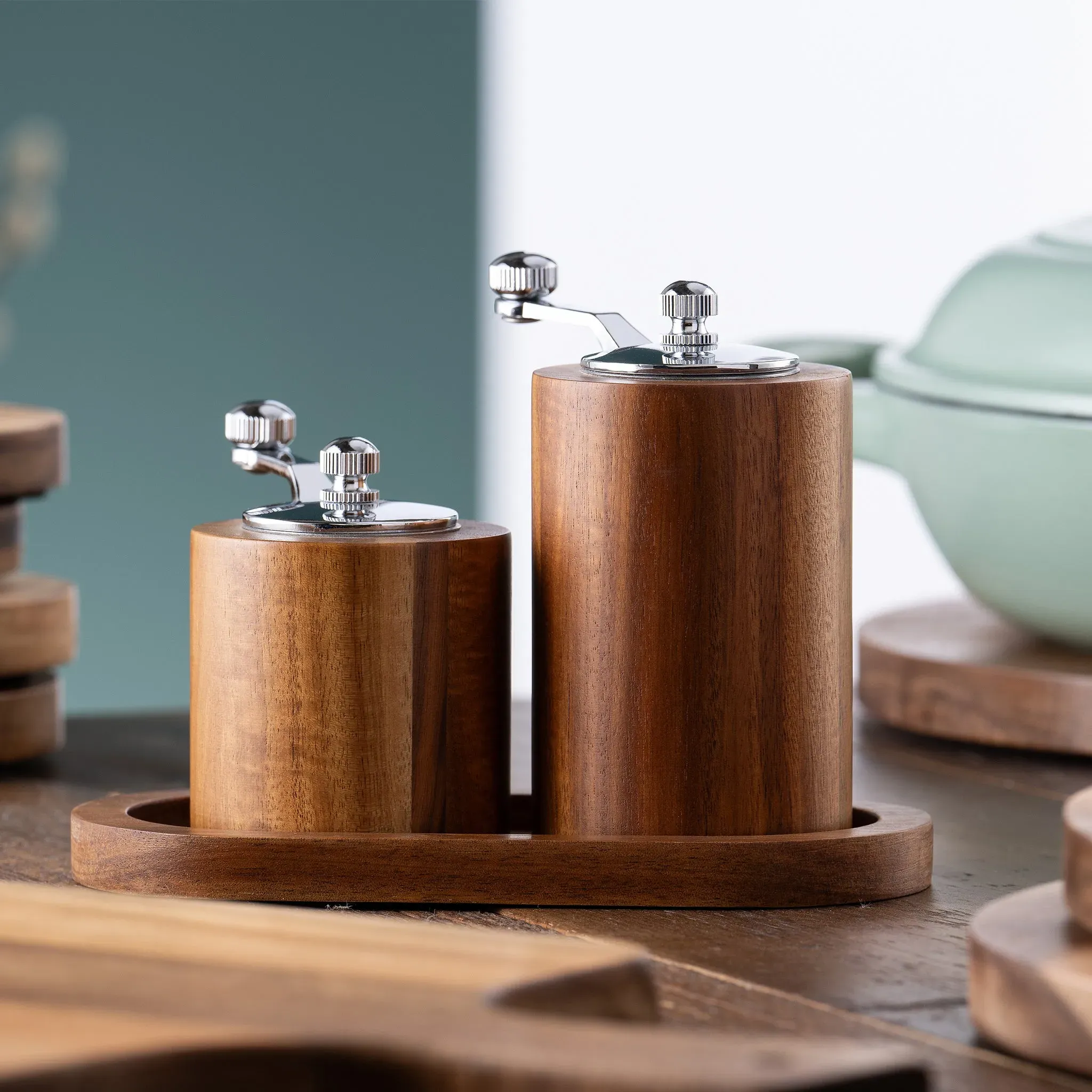 Belleek Living Salt & Pepper Mill Grinder Set - Acacia