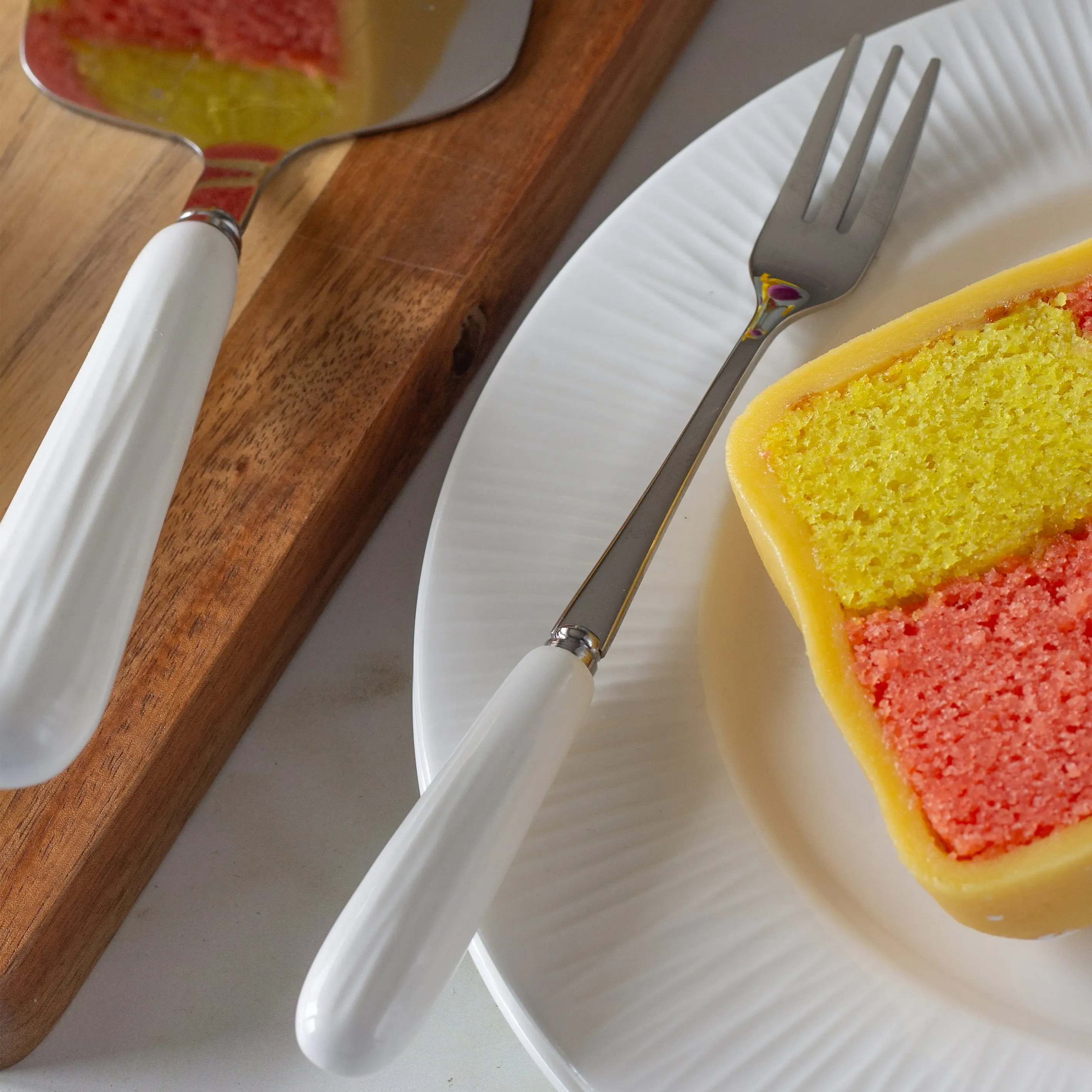 Erne Pastry Set - White, Porcelain