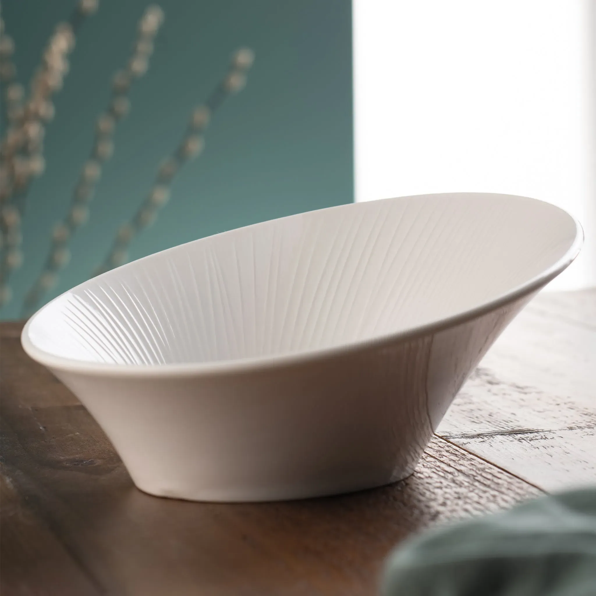 Erne Serving Bowl - White, Porcelain