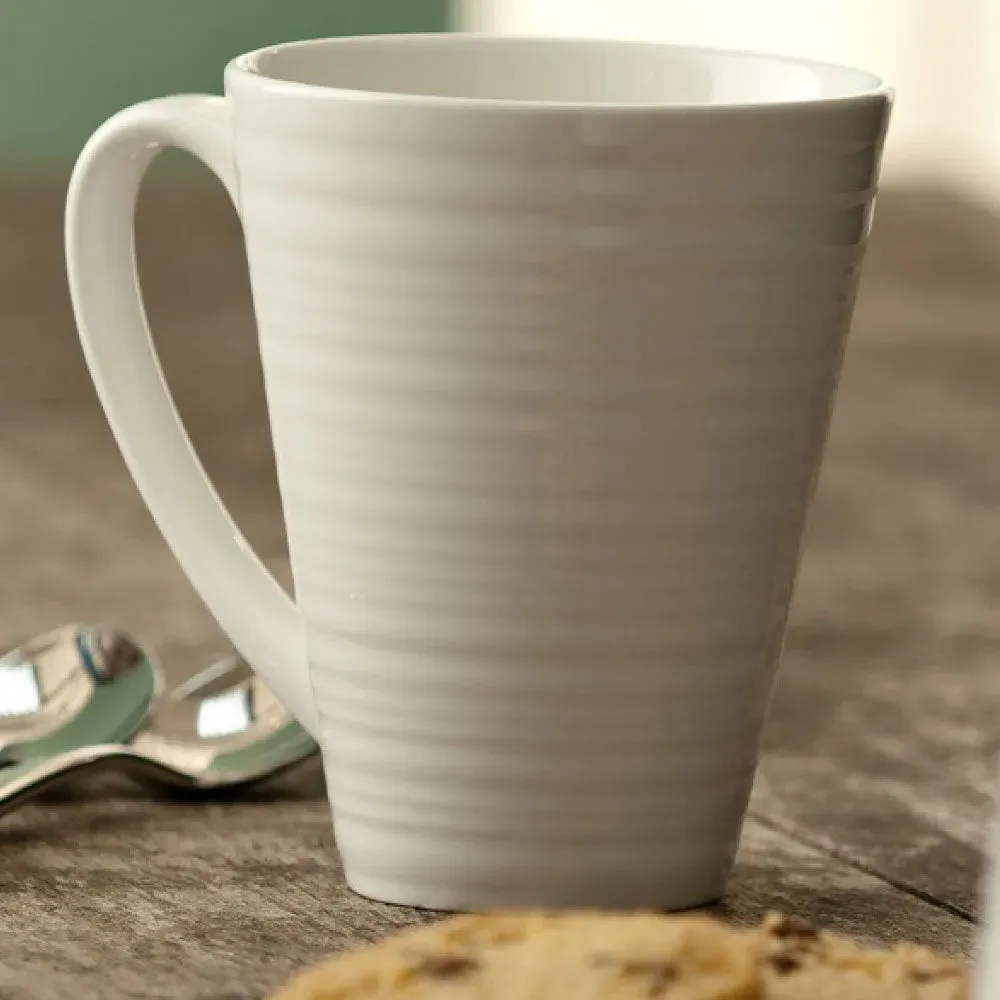 Ripple 16 Piece Tableware Set