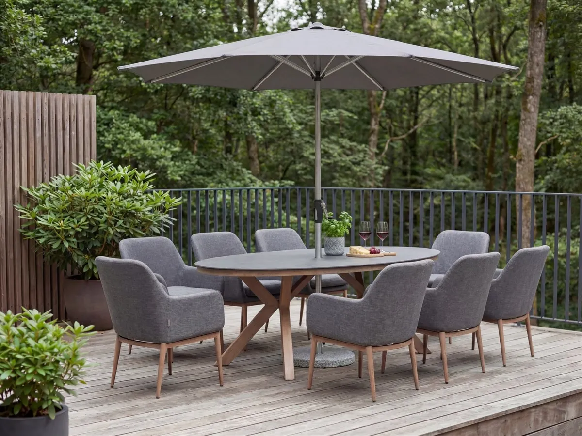 Manhattan Elliptical 8-Seater Dining Set with Parasol - Carbon product