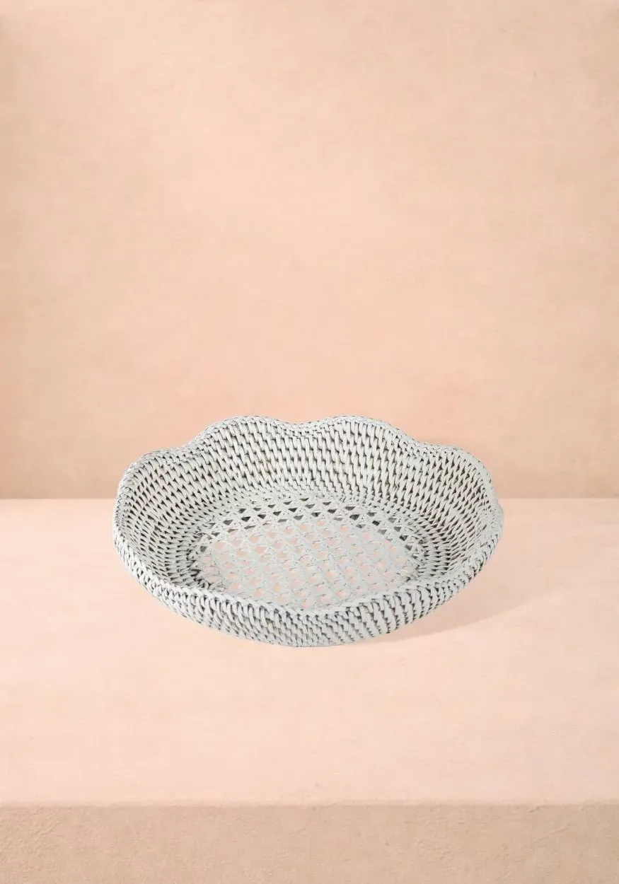 Saratoga Round Scalloped Tray - White, Acrylic product