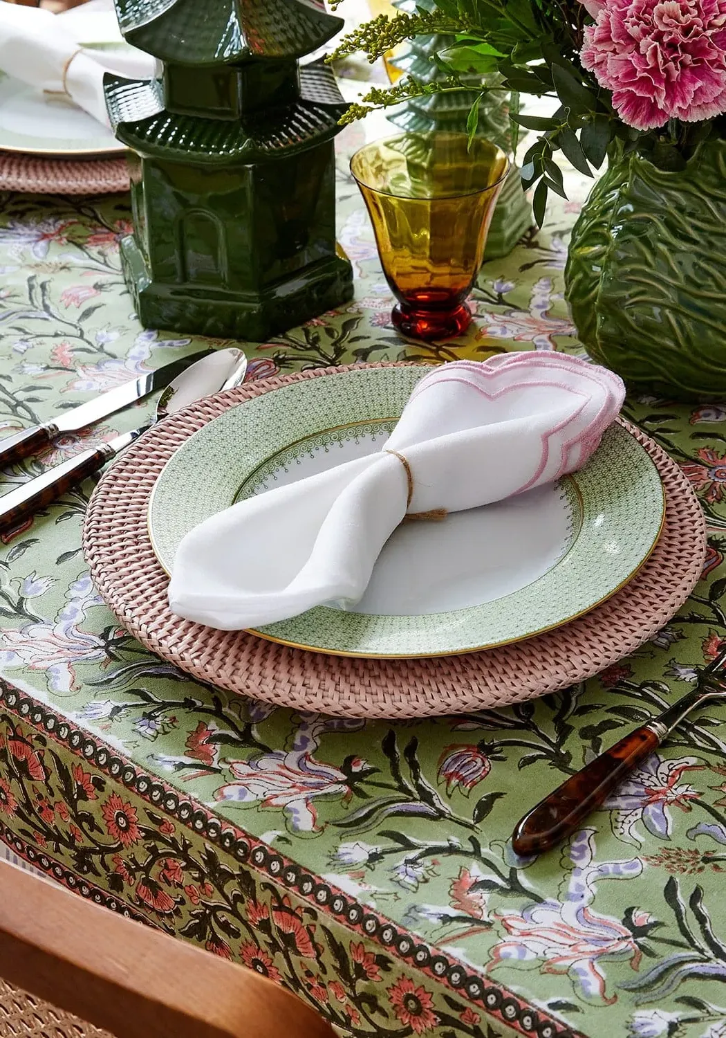 Round Charger Plates Set of 4 - Pink, Rattan