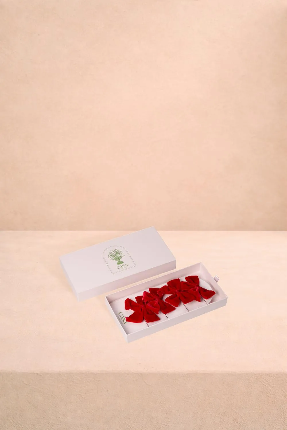 Velvet Bow Table Decoration Set of 4 - Red product