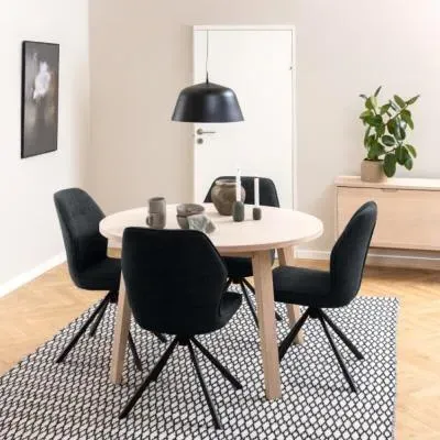 A Line Round Extending Dining Table - Oak image