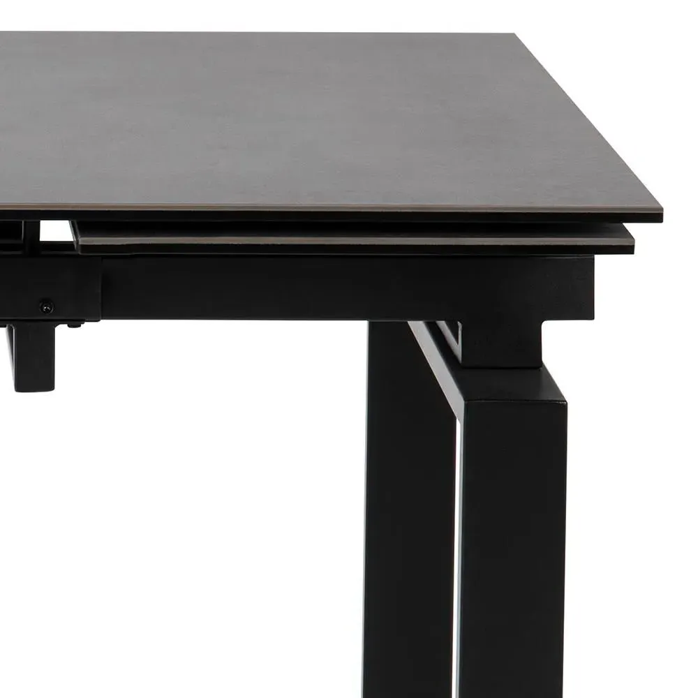 Huddersfield 4-6 Seater Extendable Dining Table - Black, Ceramic