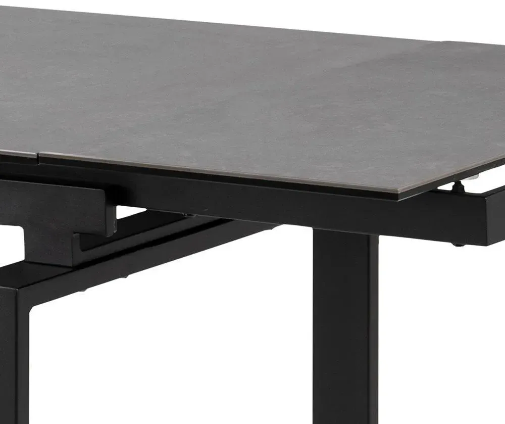 Huddersfield 6-8 Seater Extendable Dining Table - Black, Ceramic