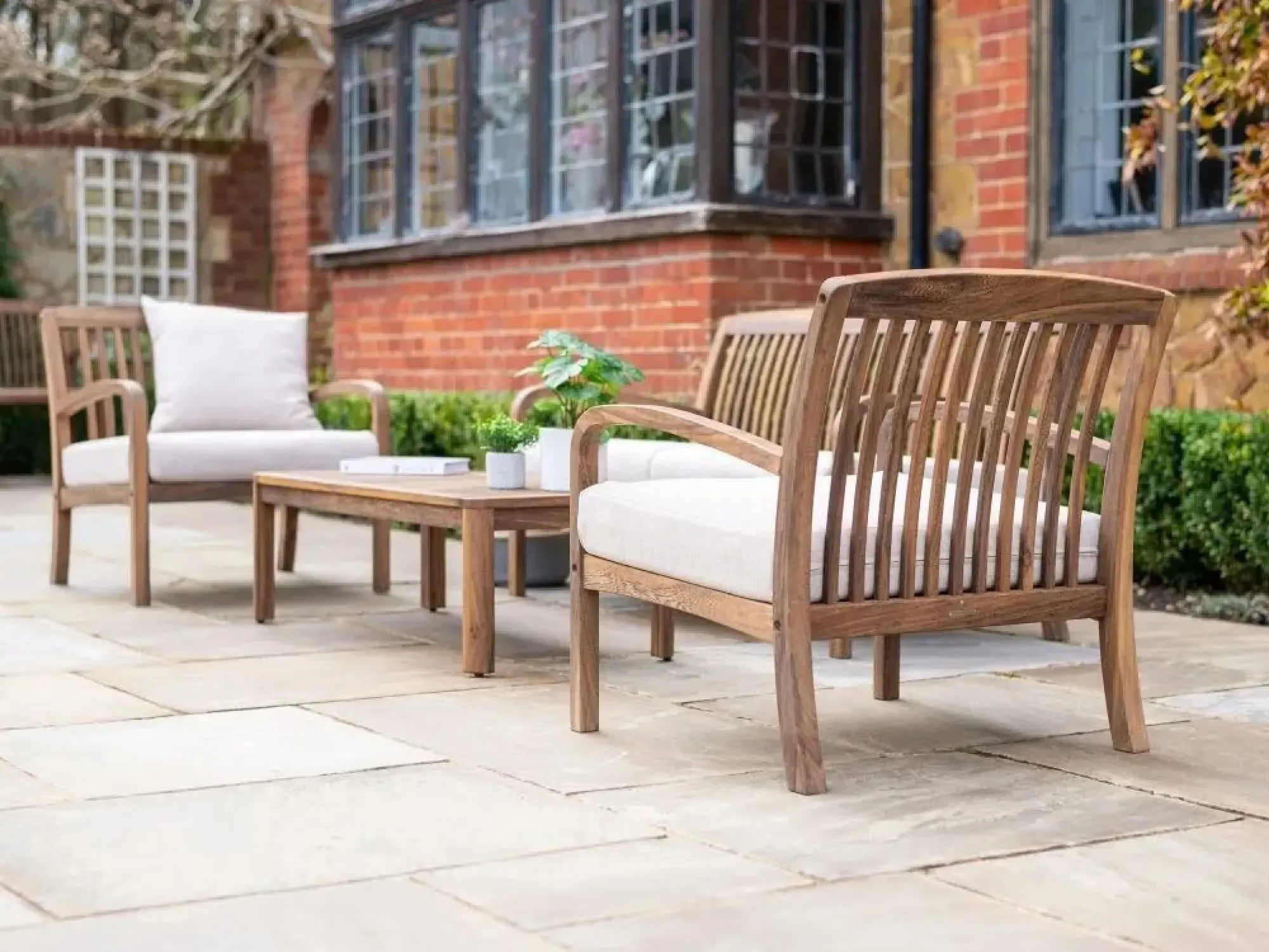 Bolney 2-Seater Garden Sofa - Brown, Acacia Wood