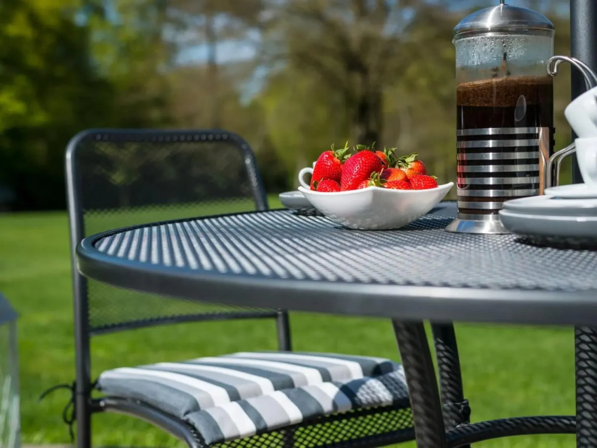 Portofino Round Garden Dining Table - Powder Coated