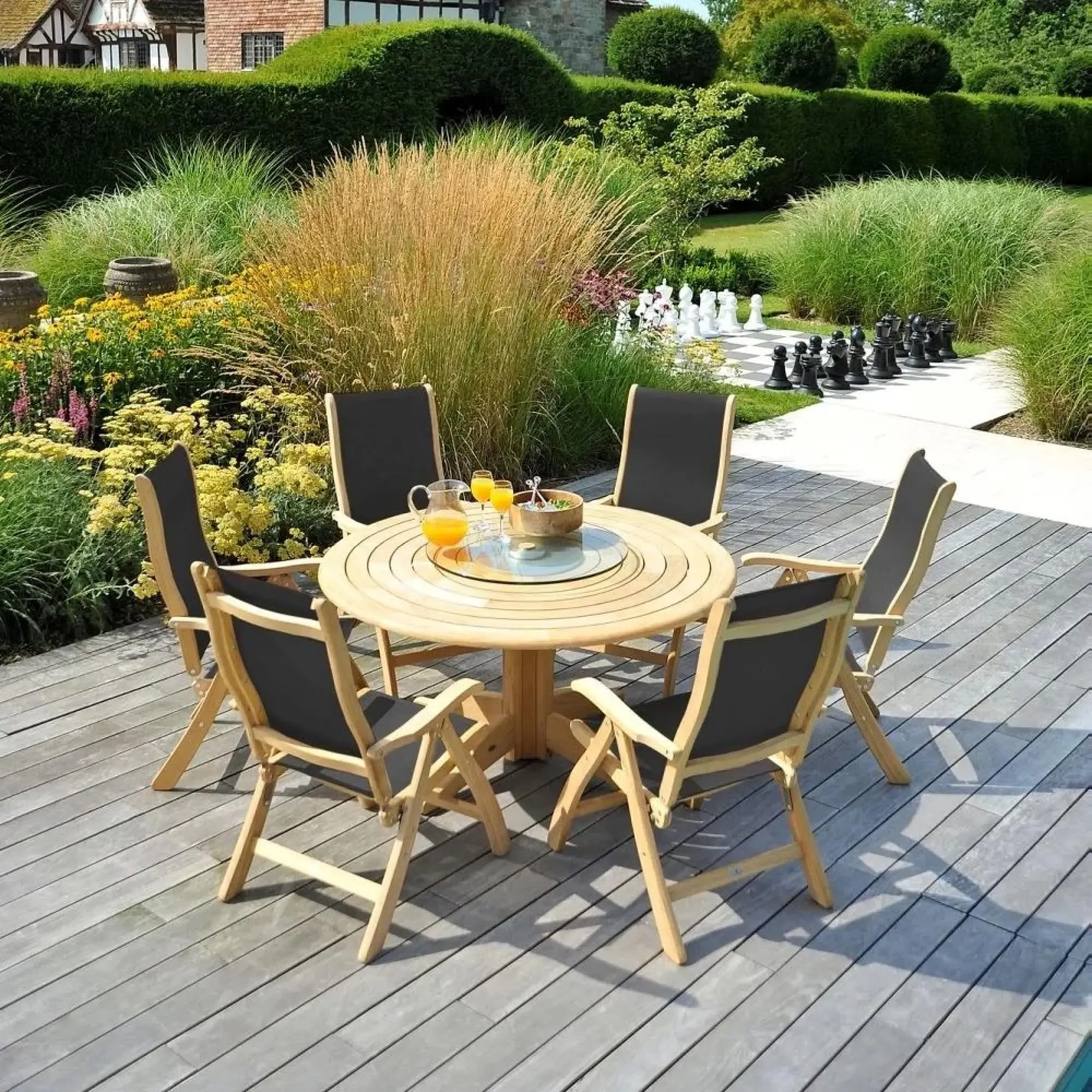 Roble Bengal Round Pedestal Garden Dining Table - 145cm