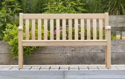 Roble Broadfield 4ft Garden Bench - Light Yellow Grain