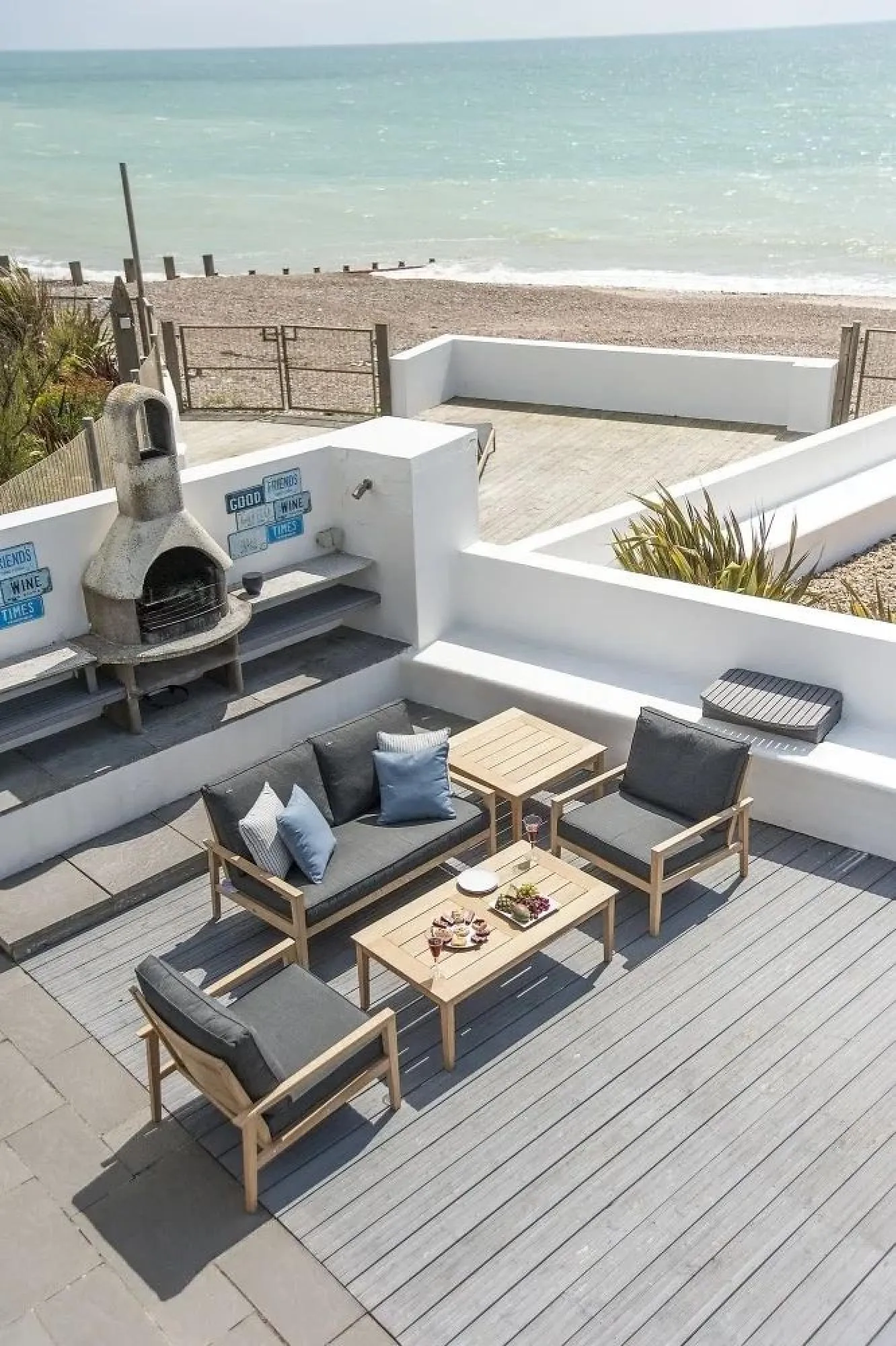 Roble Garden Coffee Table - Light Yellow