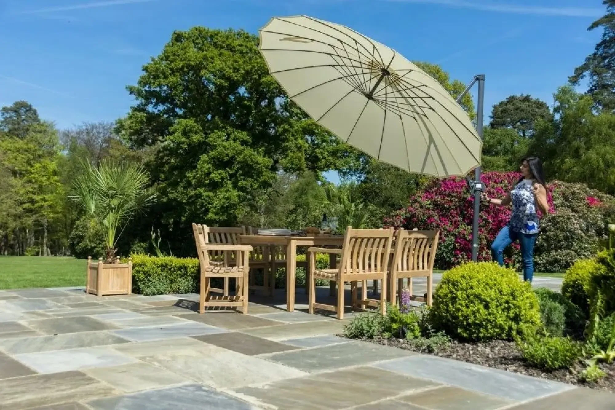 Roble Rectangular Garden Dining Table - Light Yellow