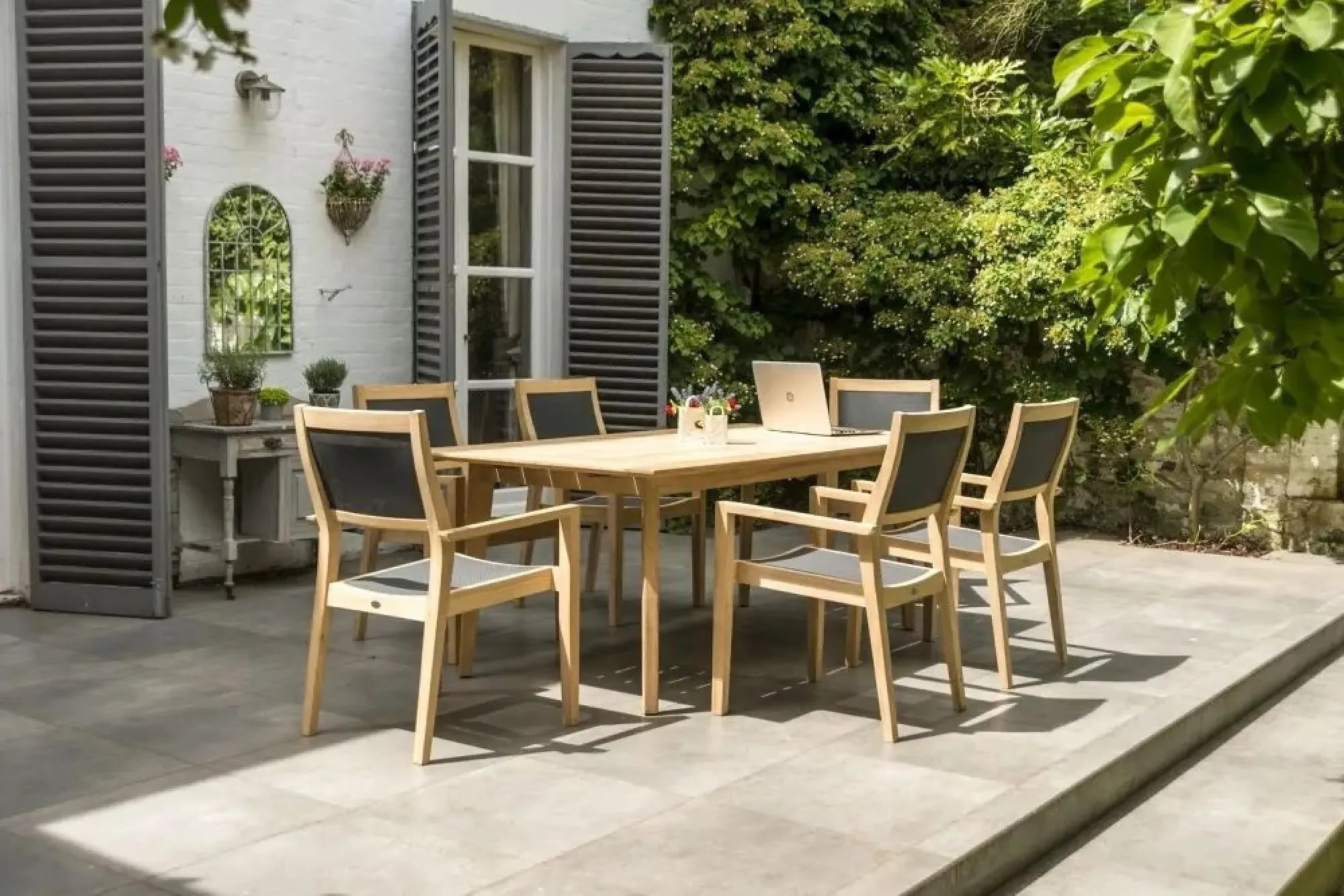 Roble Stacking Garden Dining Armchair - Charcoal