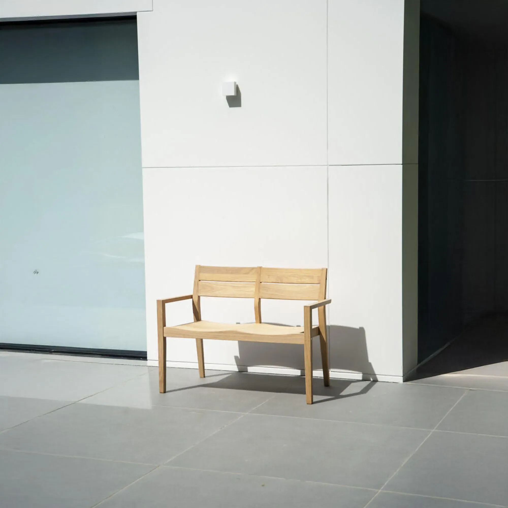 Roble Wood 4ft Garden Bench - Natural