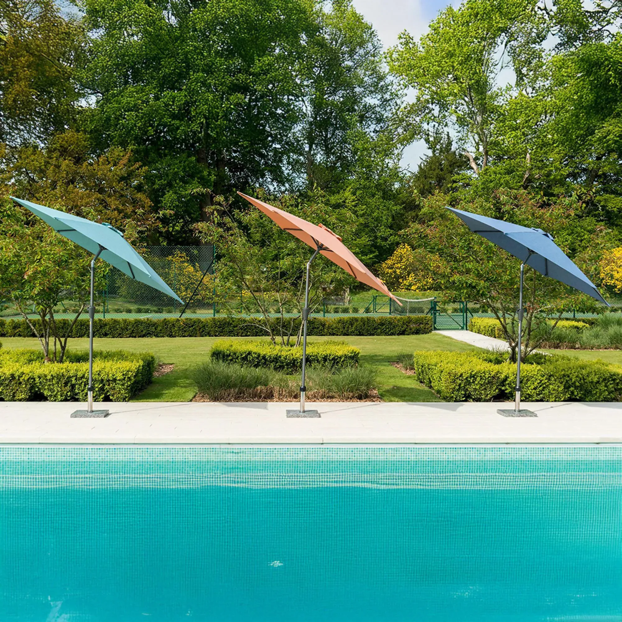 Round Outdoor Parasol 250cm - Aluminium