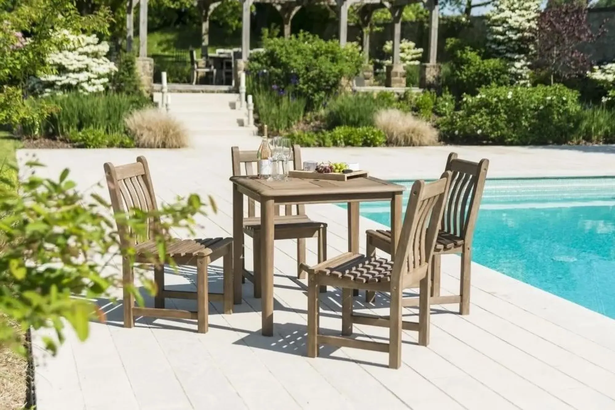 Sherwood Square Garden Dining Table - Rustic