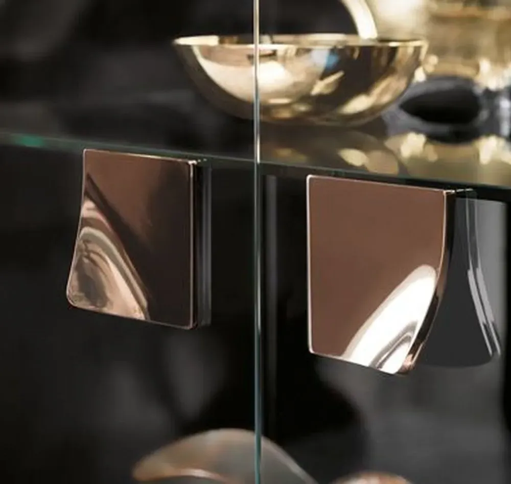 Mont Noir 2 Door Vitrine - Black, High Gloss