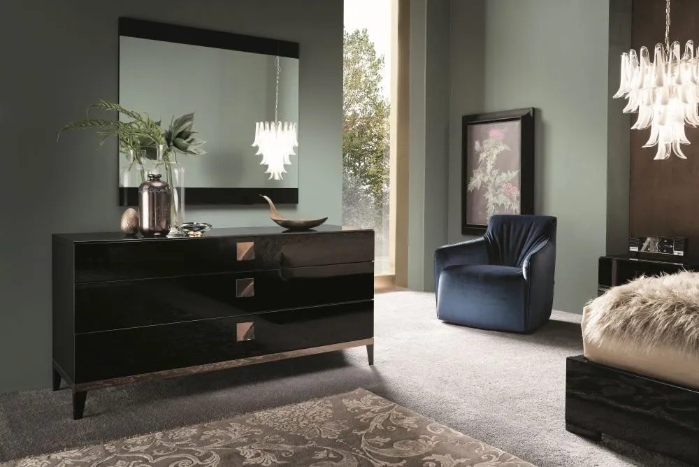 Mont Noir 6 Drawer Wide Dresser - Black, High Gloss