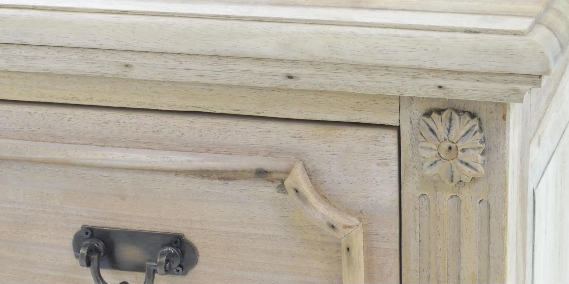 Alhambra 2 Drawer Bedside Cabinet - Rustic, Mahogany