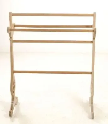 Alhambra French Style Towel Rail - Rustic, Mahogany