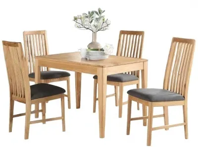 Dunmore 4-Seater Dining Set - Oak