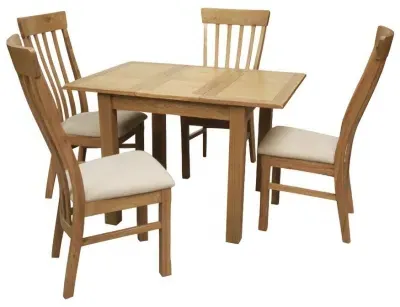 Kilmore 2-4 Seater Extendable Dining Set with 4 Chairs - Oak