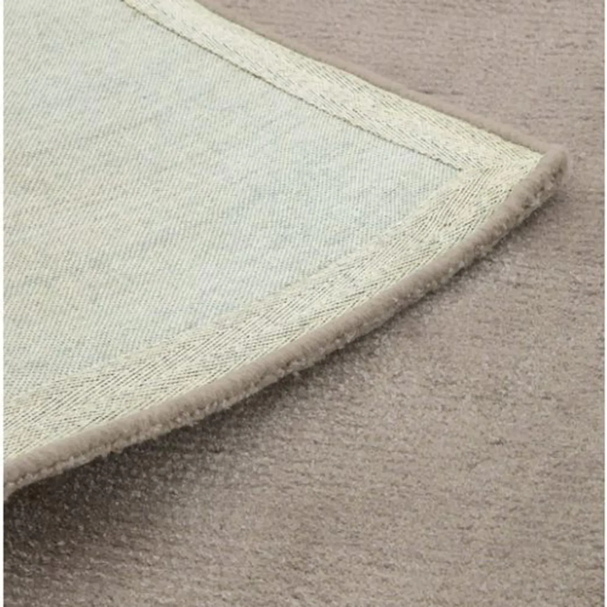 Aran Plain Rug - Mocha