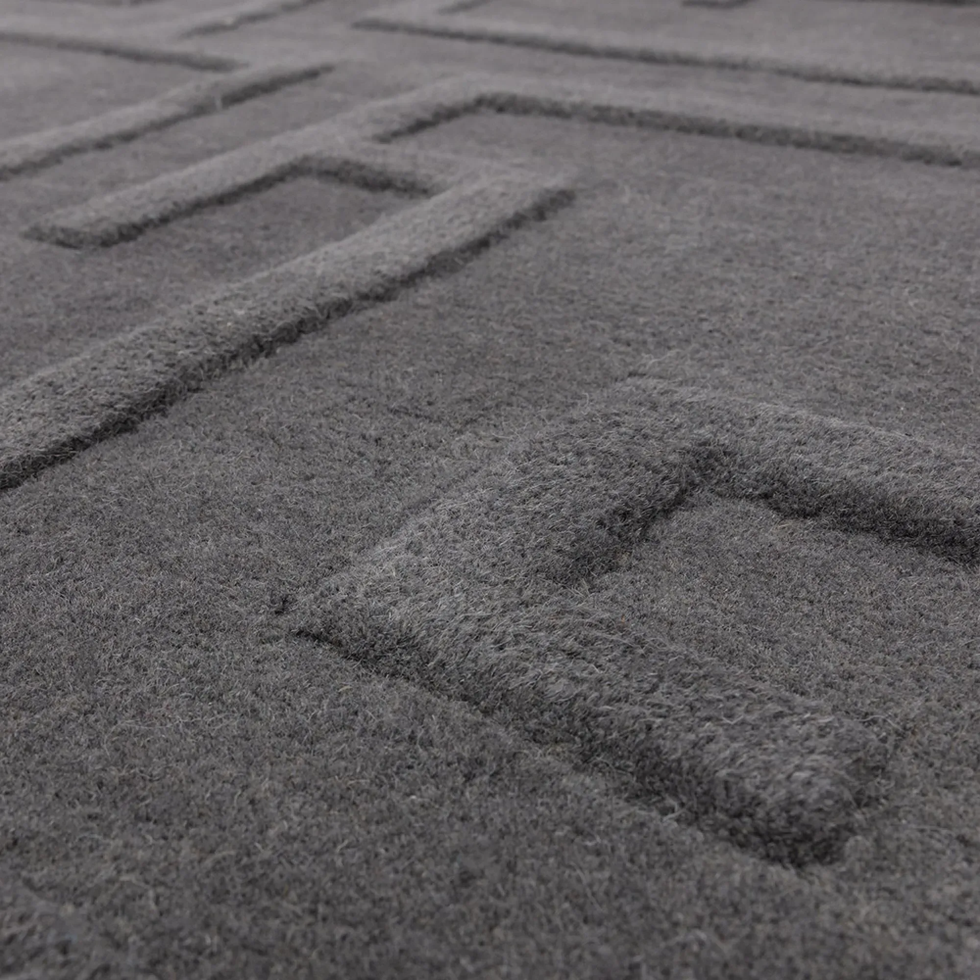 Maze Plain Rug - Charcoal