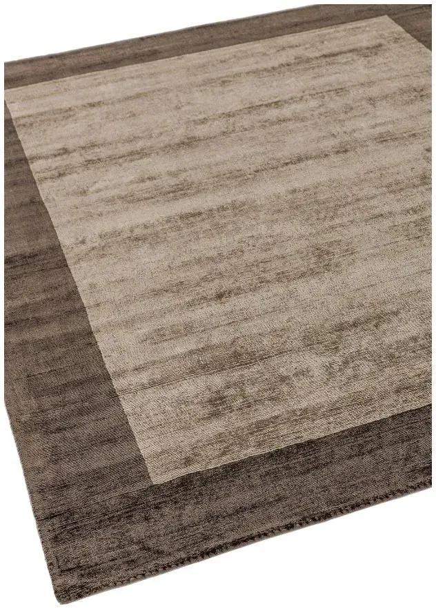 Plain Blade Border Rug - Brown