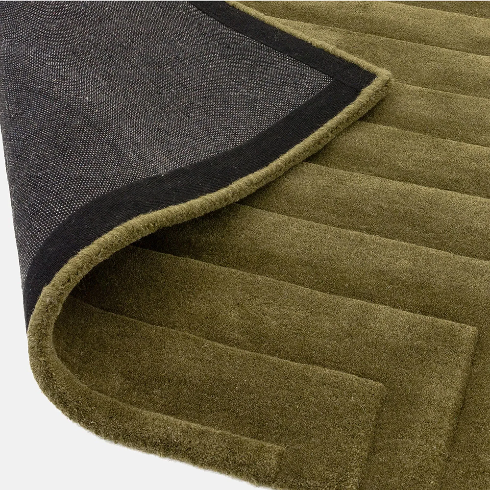 Plain Form Geometric Rug - Green
