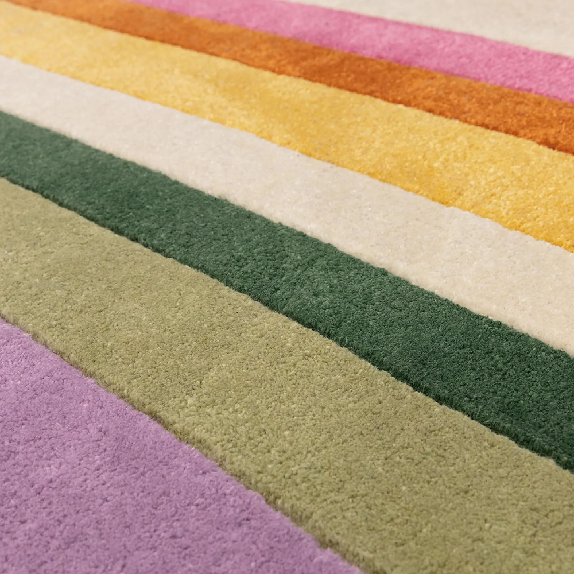 Romy Retro Rug - Pink