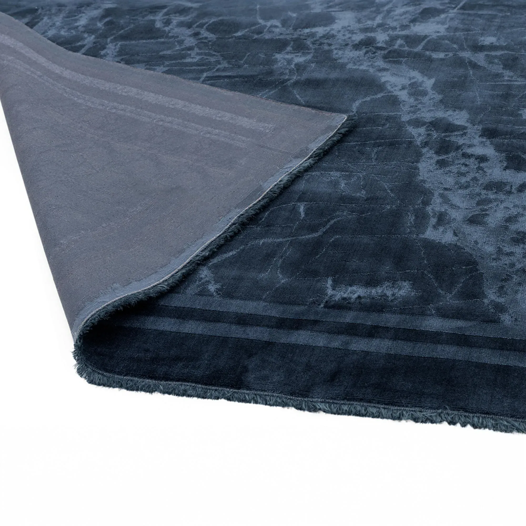 Zehraya Border Rug - Ink Blue