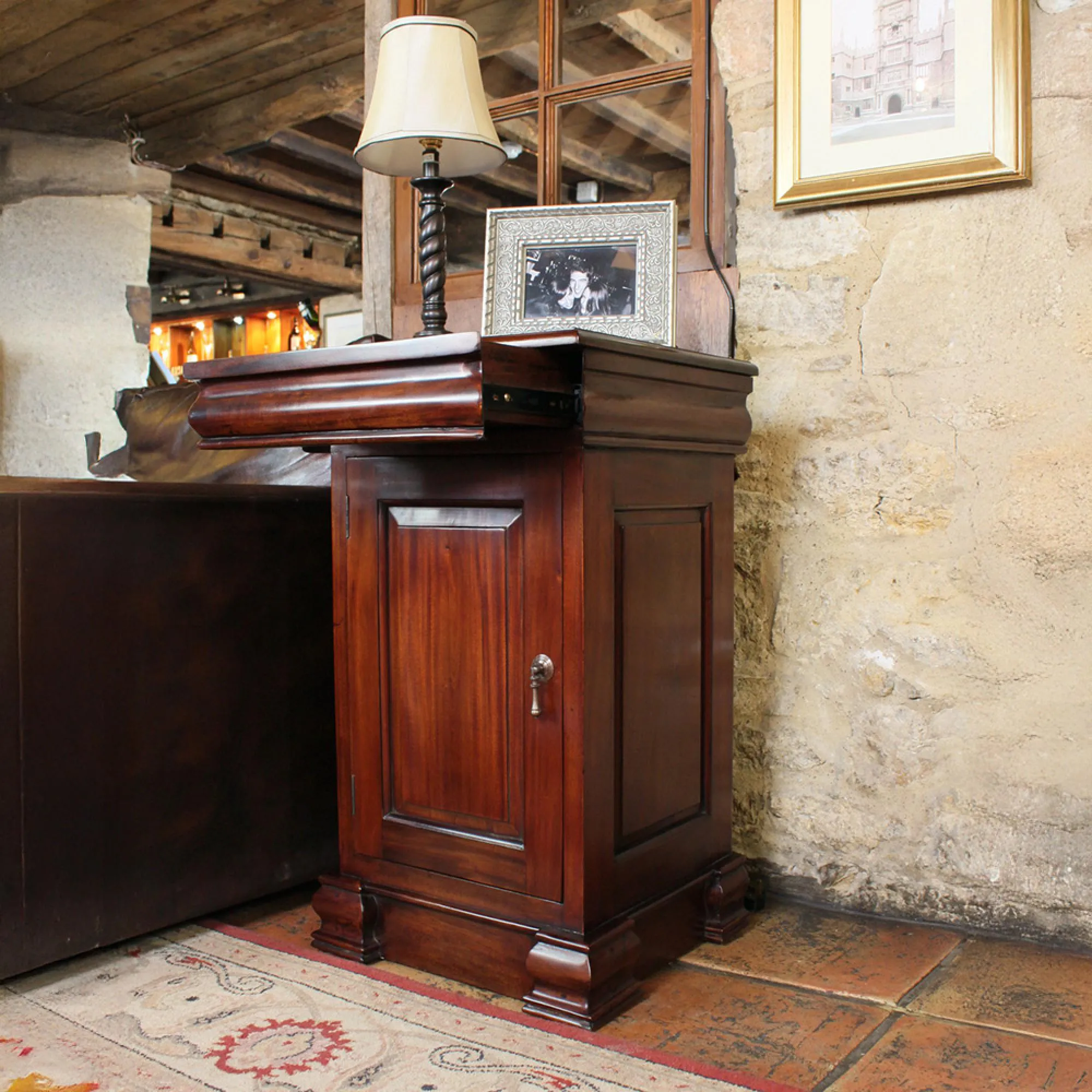 Luton Lamp Table - Mahogany, Gloss Lacquer