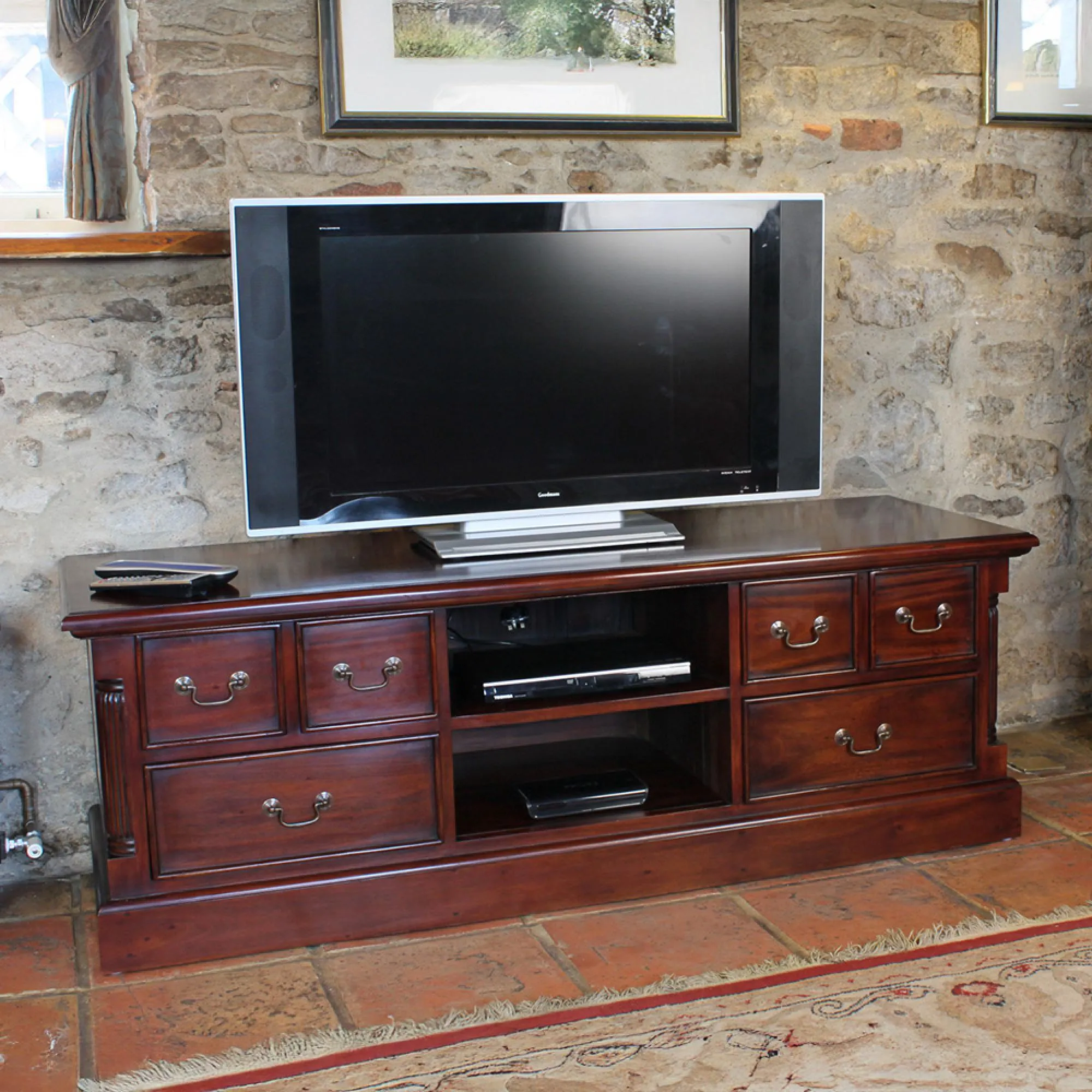 Luton Wide TV Cabinet - Mahogany