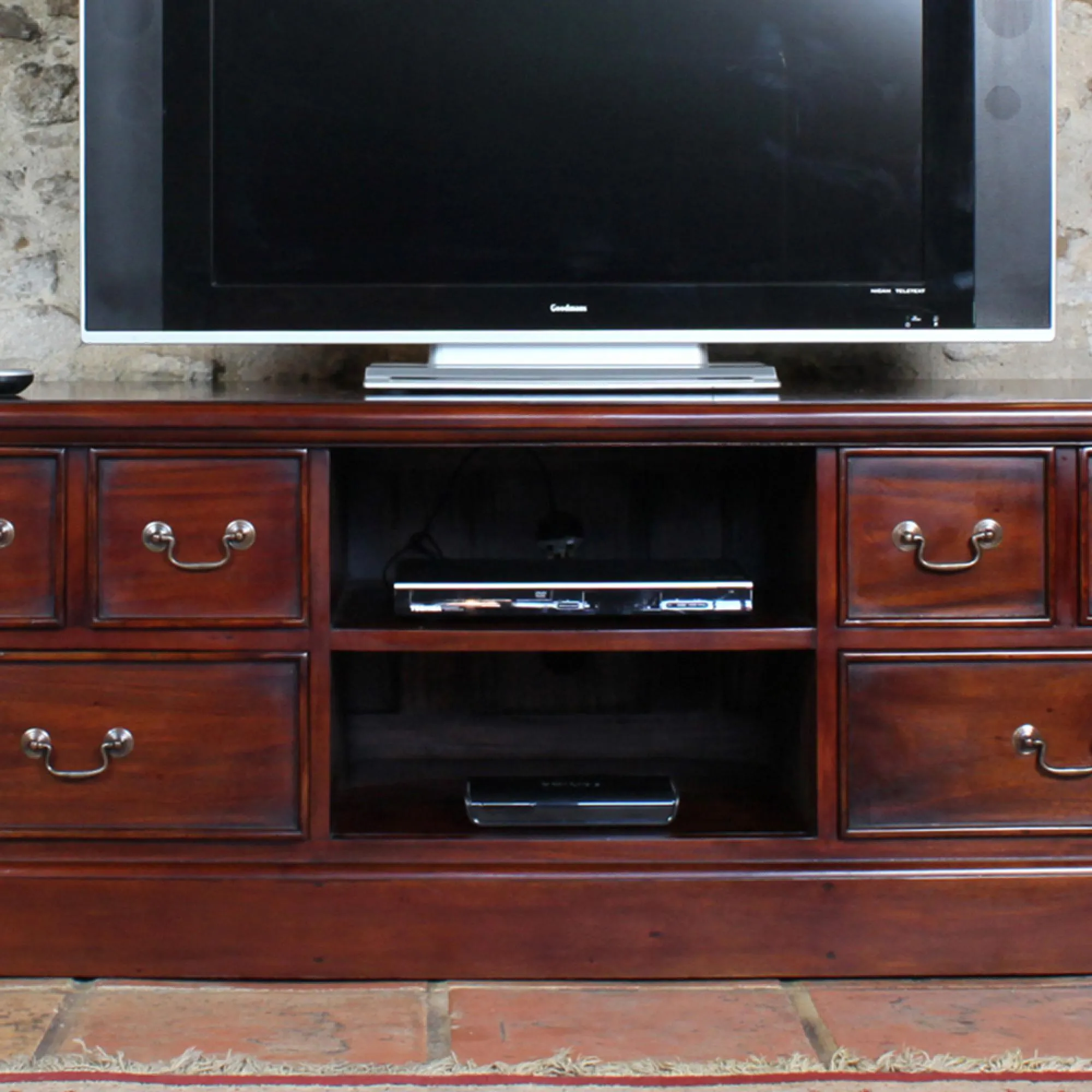 Luton Wide TV Cabinet - Mahogany