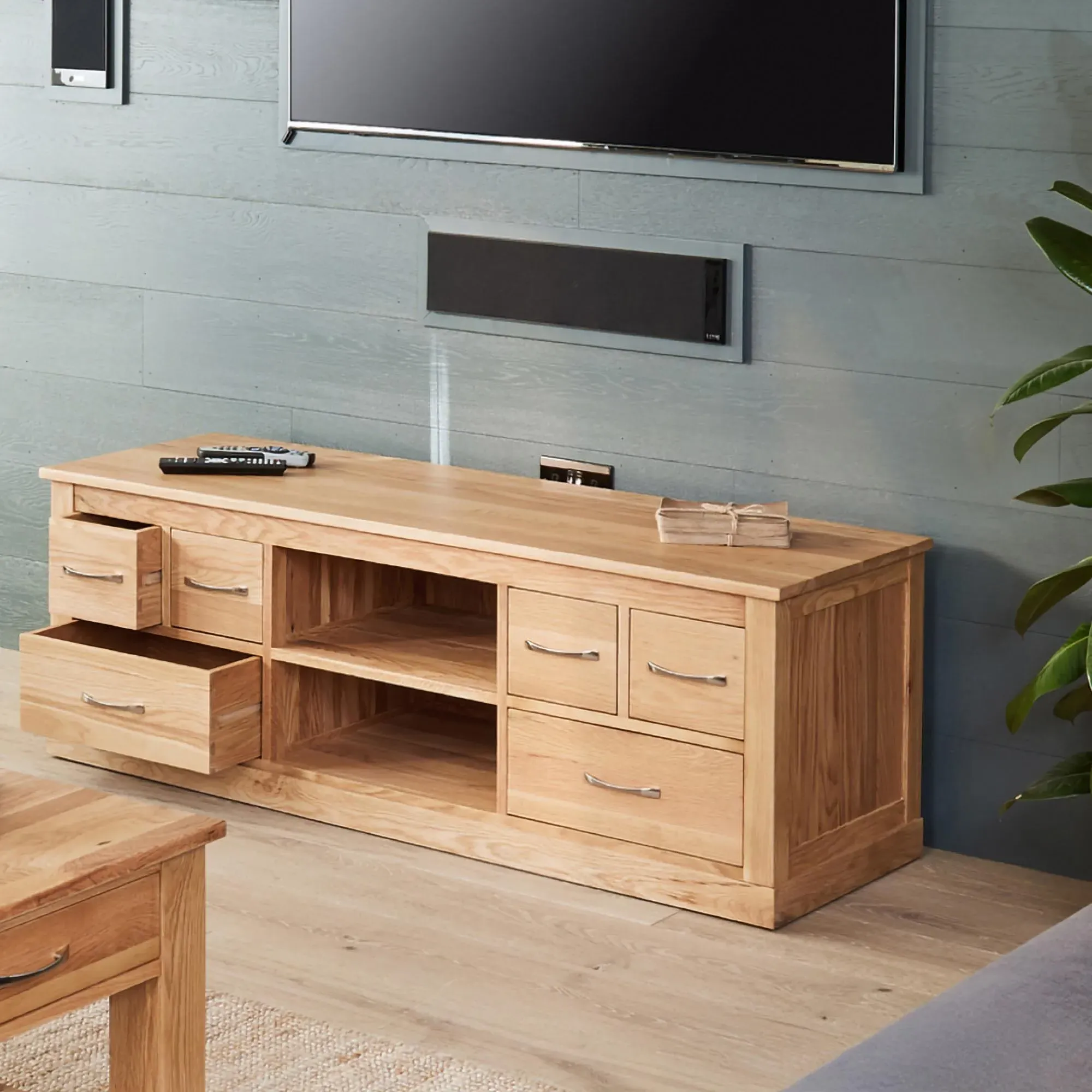 Martin Wide TV Cabinet - Oak