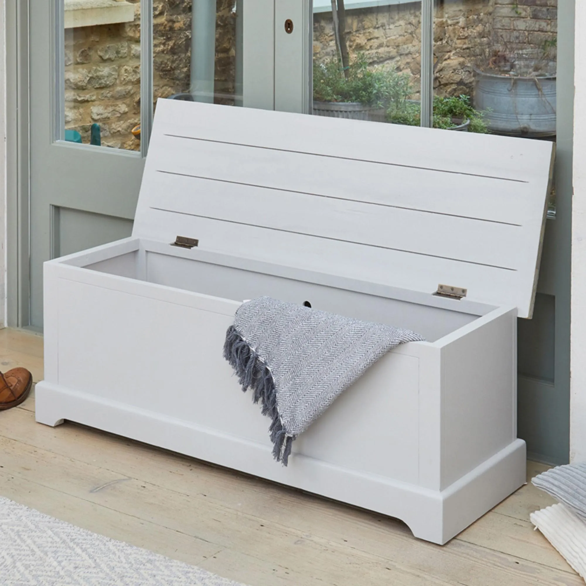 Stafford Hallway Storage Bench - Grey