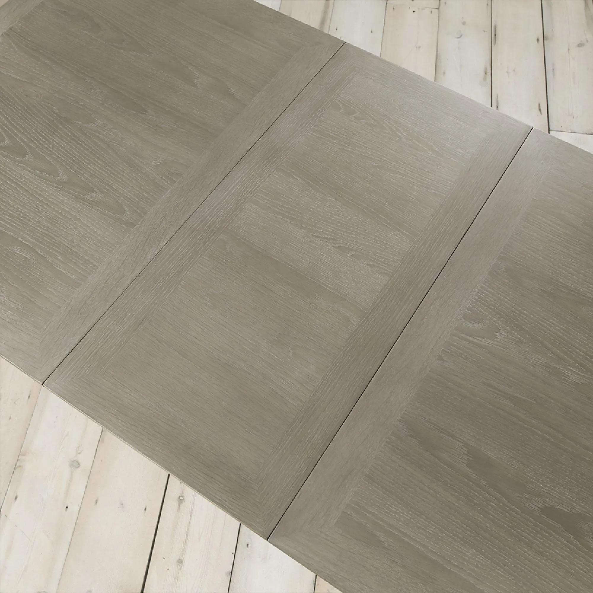 Bergen 6-Seater Extendable Dining Table - Grey Washed, Oak