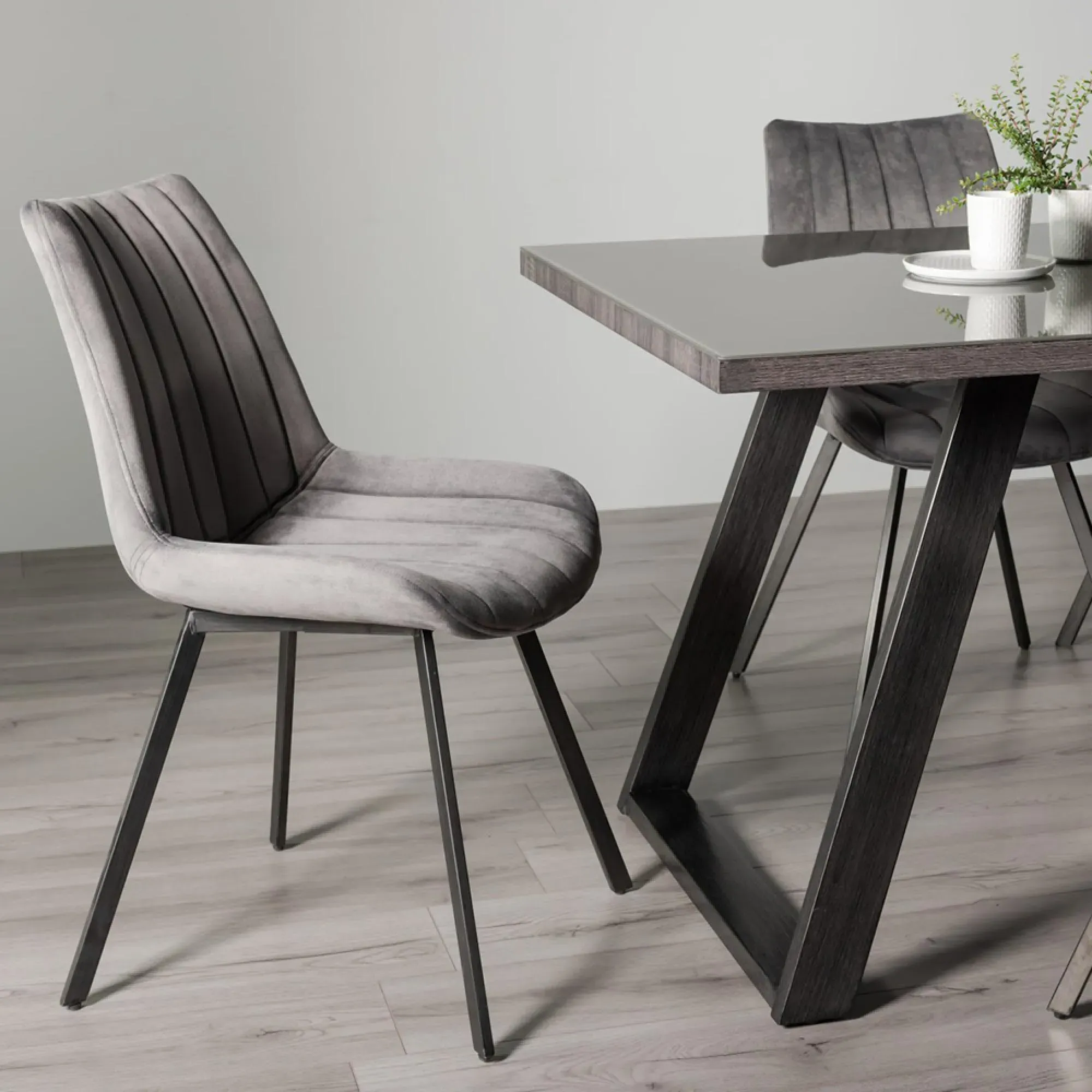 Hirst 6-Seater Dining Set with Fontana Chairs - Grey, Velvet