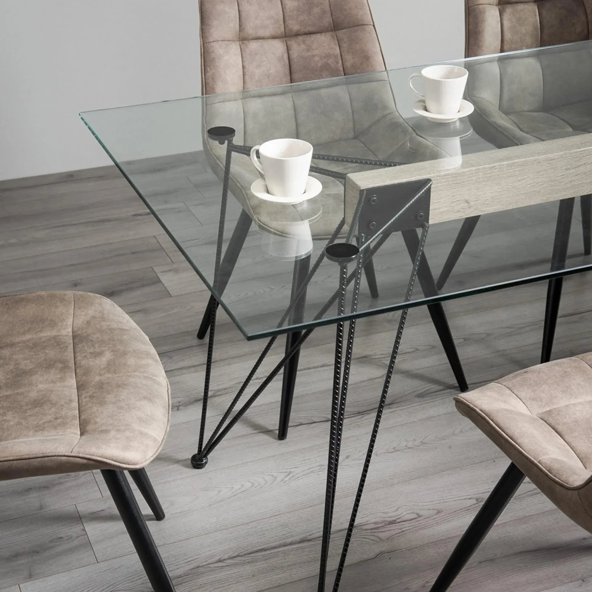 Miro 6 Seater Dining Set with Seurat Chairs - Clear Glass