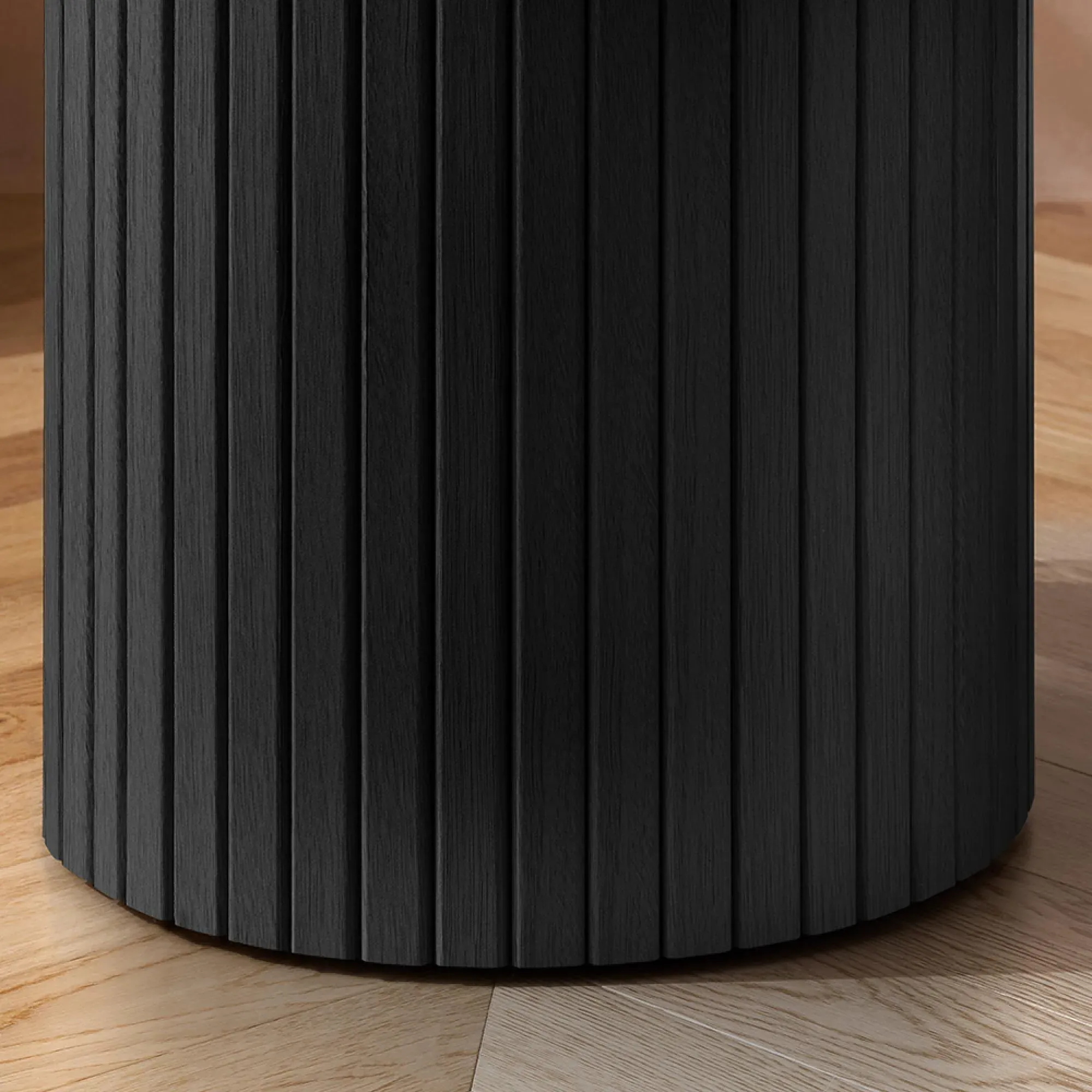 Axel Fluted Round Side Table - Black