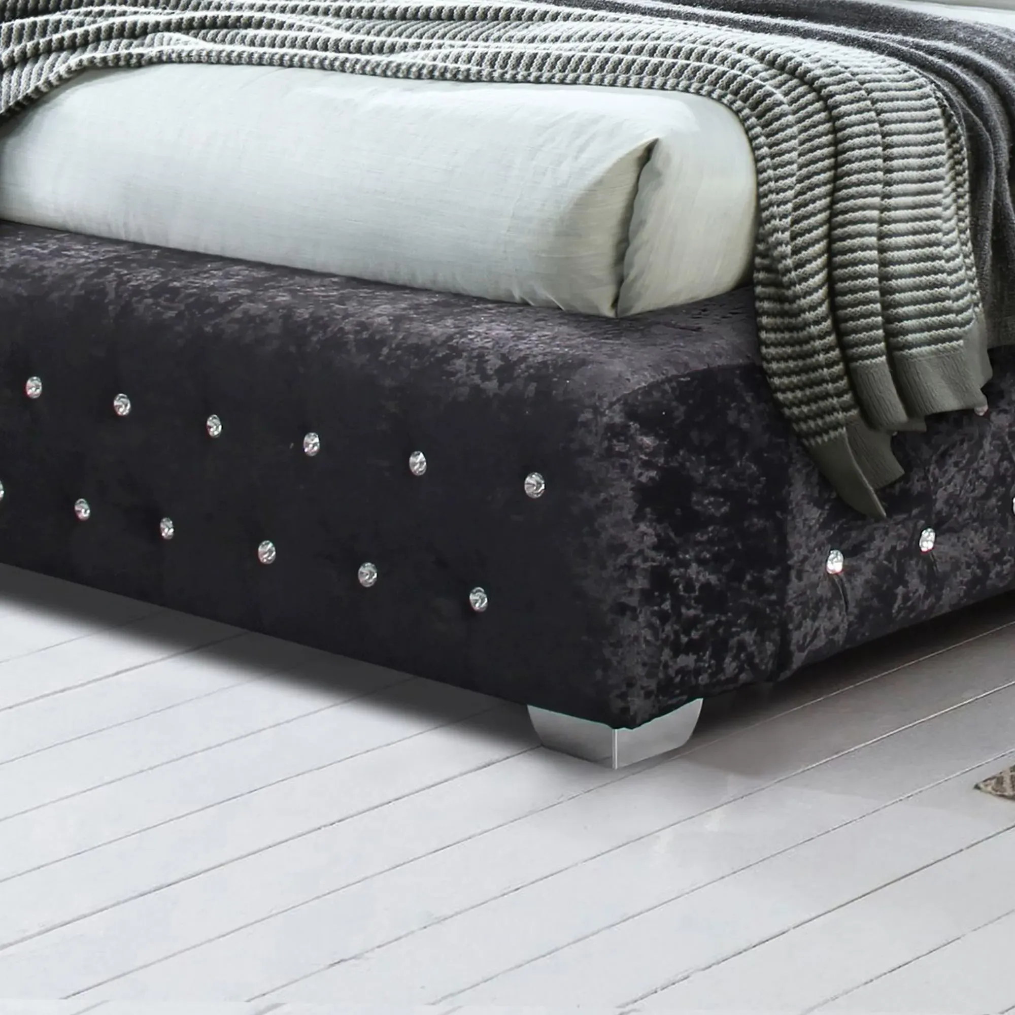 Grande Fabric Bed - Black, Crushed Velvet