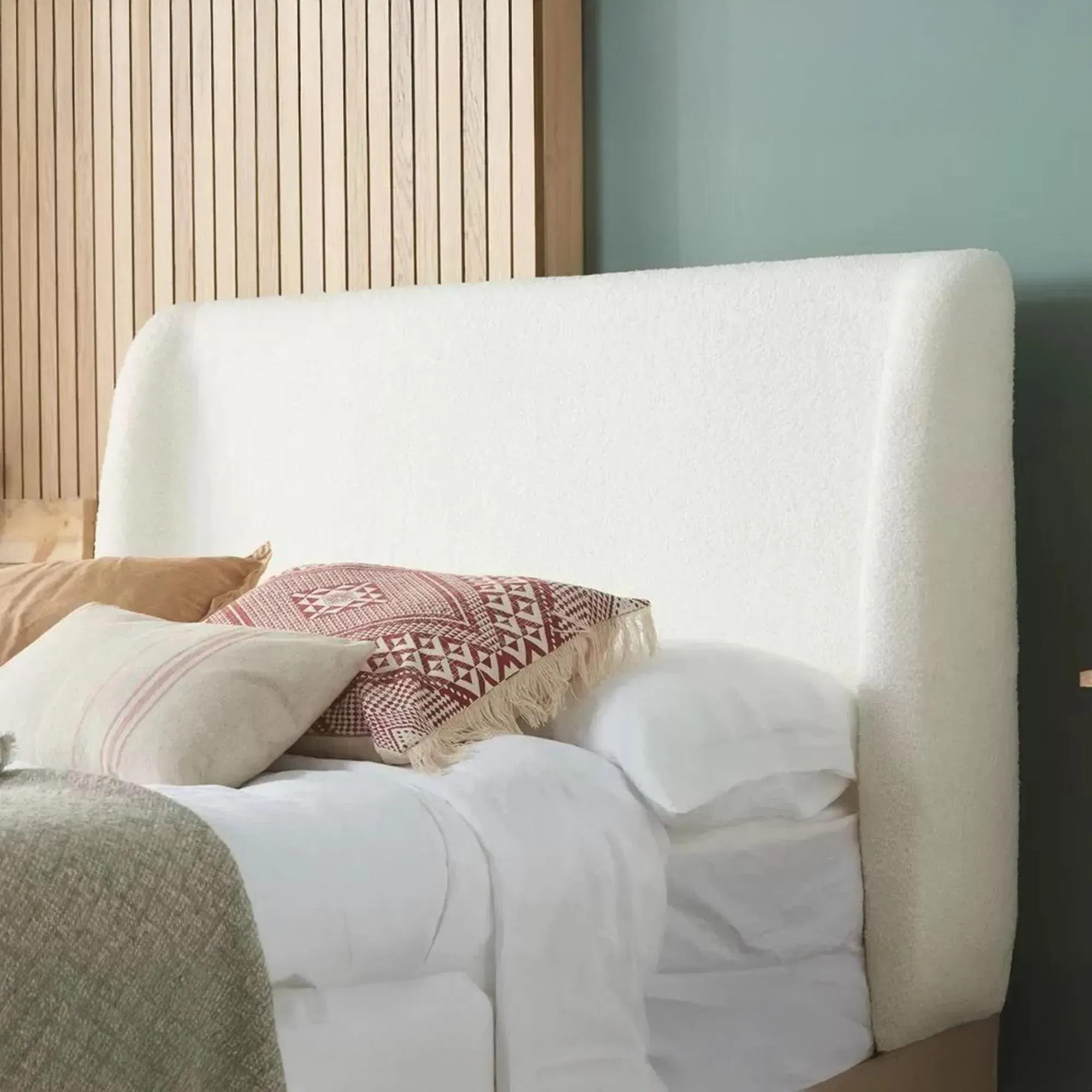 Halfden Bed Frame - White