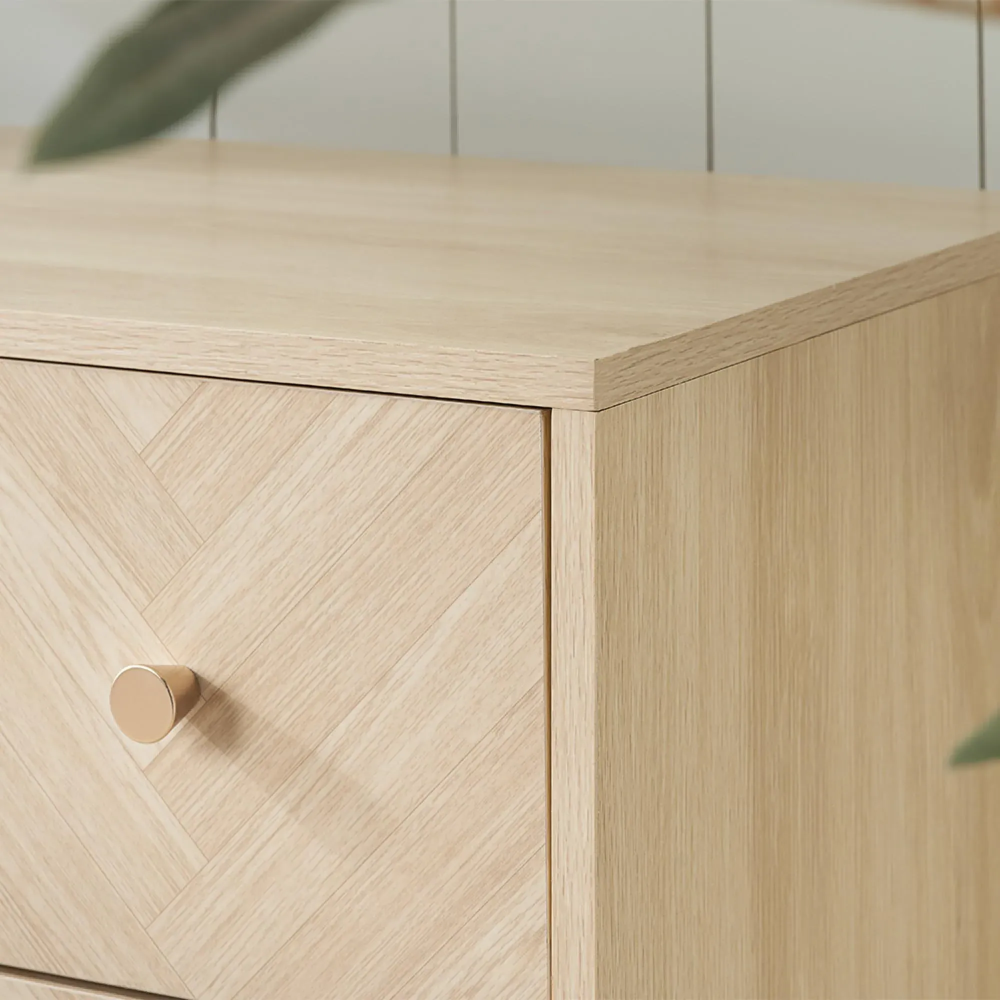 Herringford 6 Drawer Wide Chest - Oak