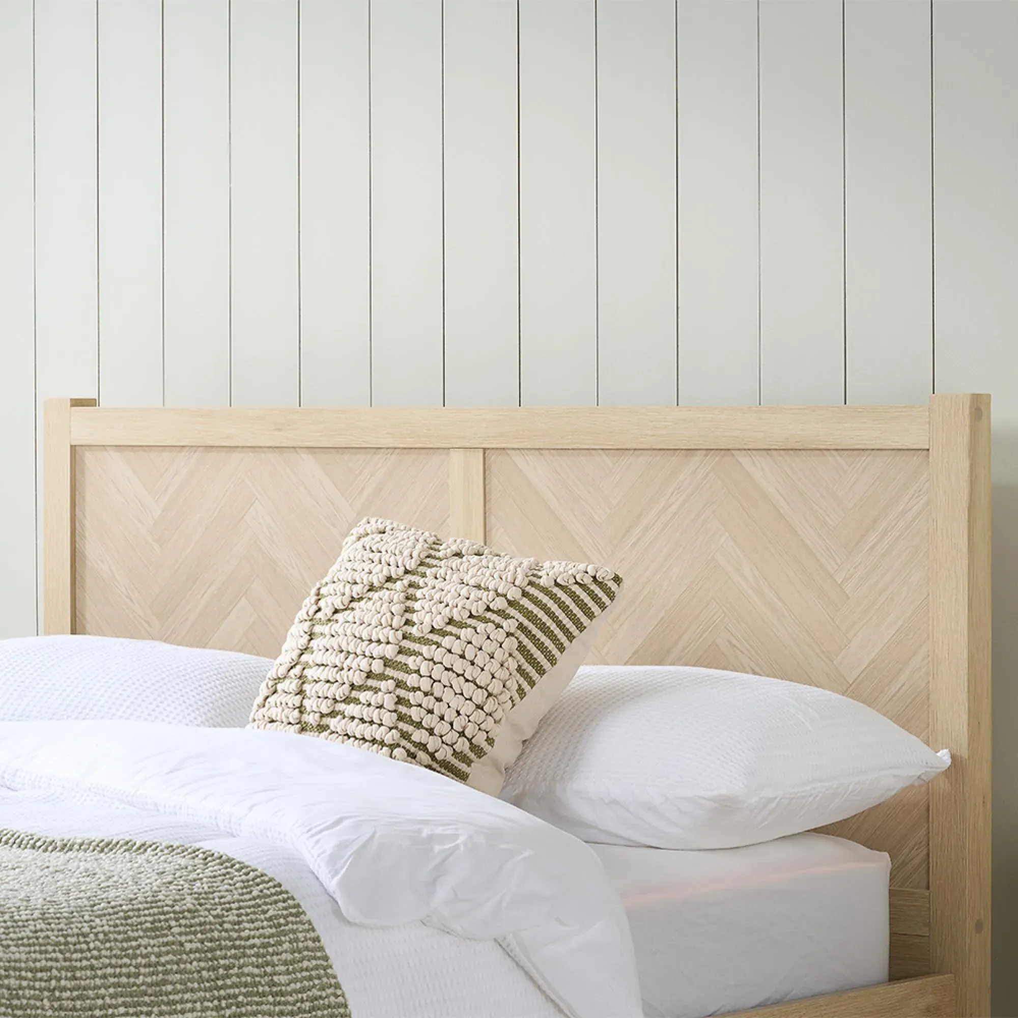 Herringford Bed Frame - Oak